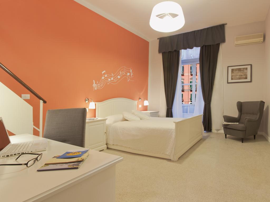 Napoli Experience Hotel Kamer foto